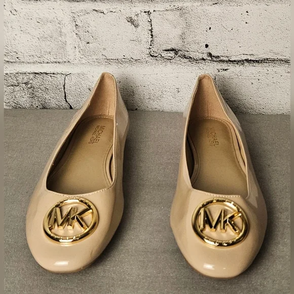 Michael Kors Fulton Nude Patent Leather Ballet Flats Gold MK Logo 6M - Picture 6 of 14